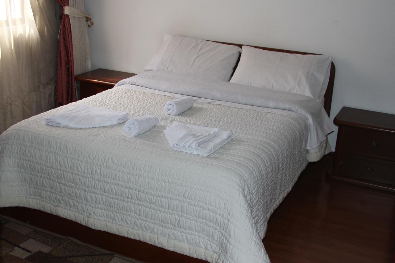 D'Lujo Bed and Breakfast Bogota Buitenkant foto